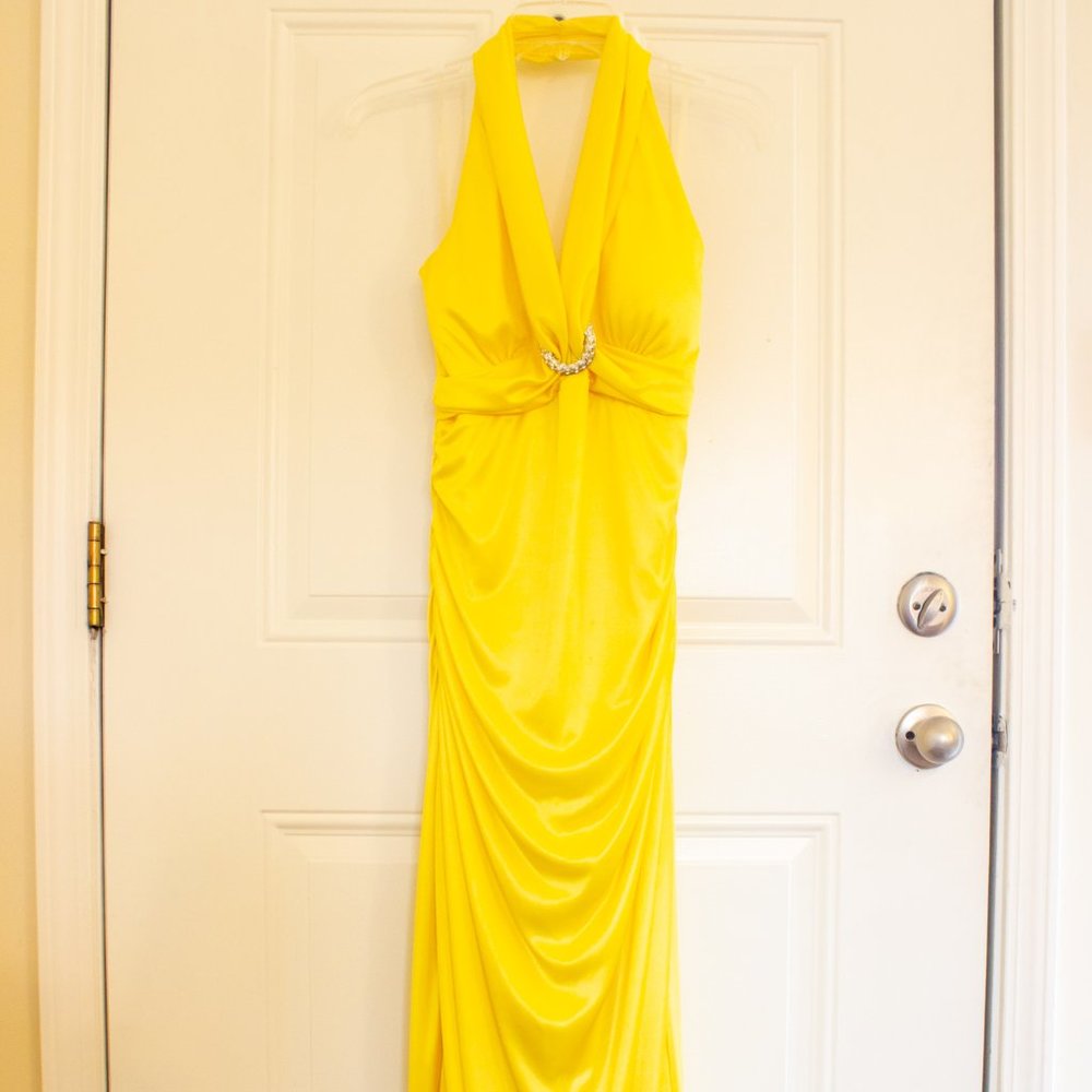 Bright Yellow Floor-Length Prom Dress